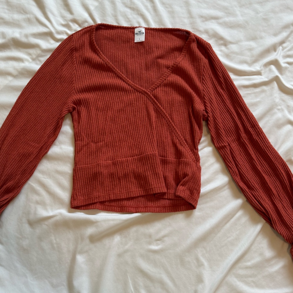 Hollister cropped long sleeve